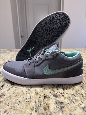 Air Jordan V. 2 Low Green Glow 11.5