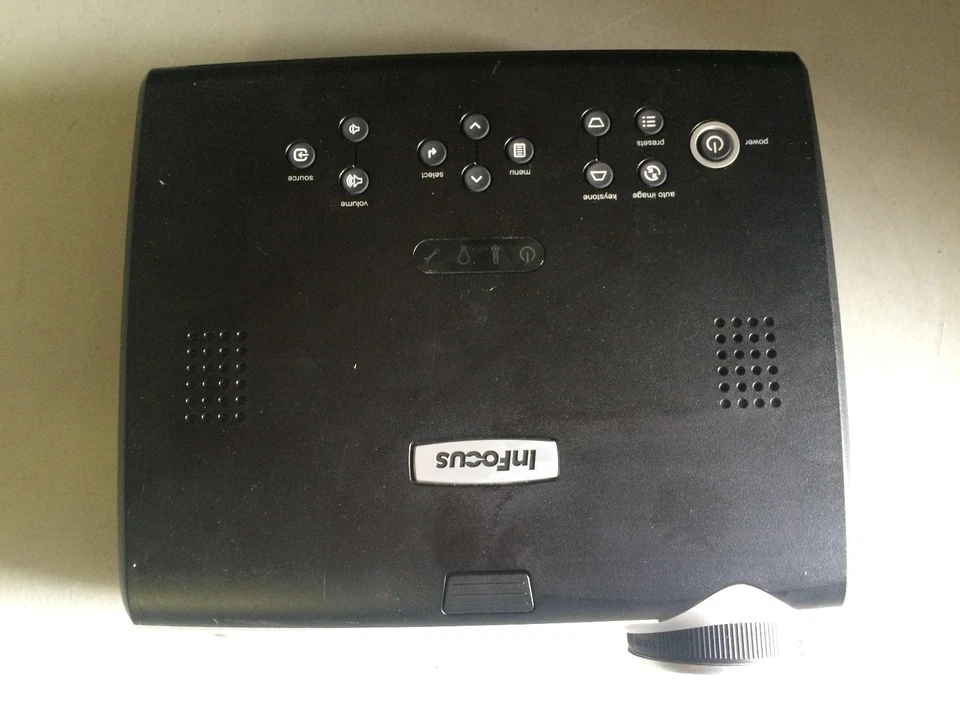 Infocus IN32 Ultra Portable Projector, Works Great!! New Factory Lamp Installed! - Image 2 of 3