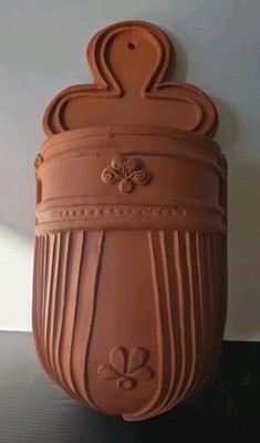 VTG Bennington Potters Vermont 1993 Terracotta Indoor/Outdoor Wall Pocket 