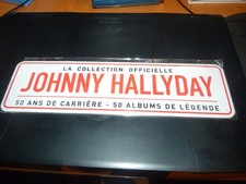 PLAQUE EN METAL "JOHNNY HALLYDAY : LA COLLECTION OFFICIELLE, 50 ANS DE CARRIERE"