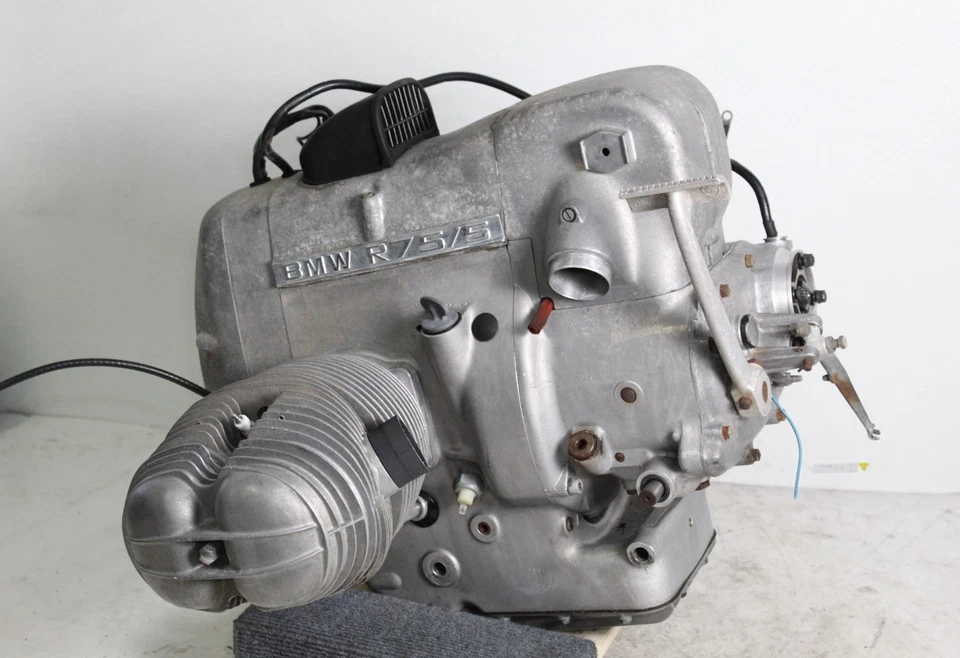 MOTOR 1972 BMW R75 5 FABRICANTE DE EQUIPAMENTO ORIGINAL - Imagem 3 de 4