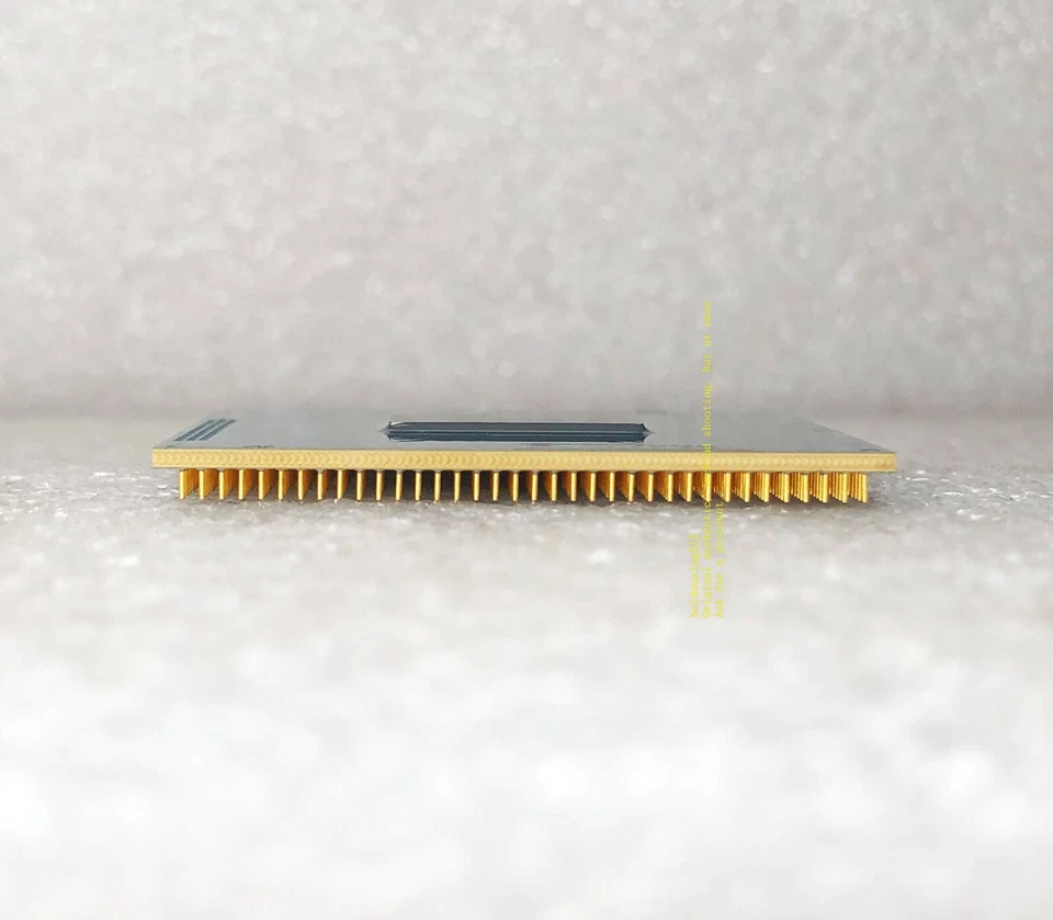 Intel Pentium 2020M (SR0U1) Dual-Core 2.4Ghz PGA988 Socket G2 Notebook Processor - Image 2 of 4