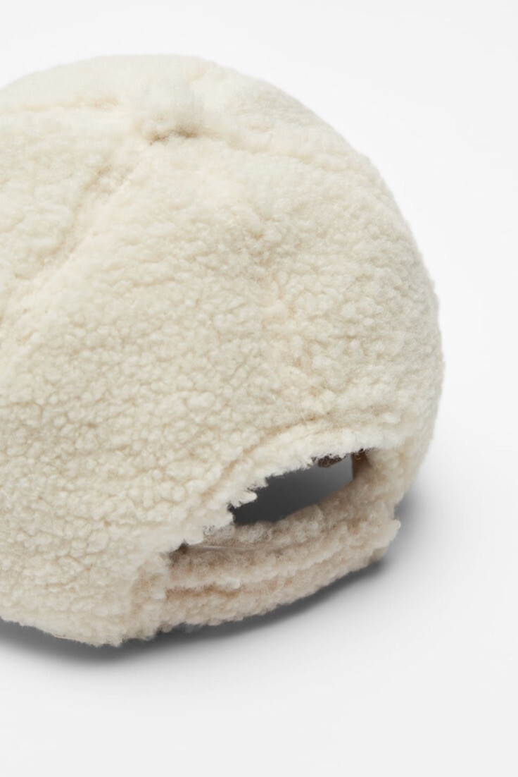 Zara Women Ivory White Fleece Teddy Baseball Cap S-M | eBay display picture 3