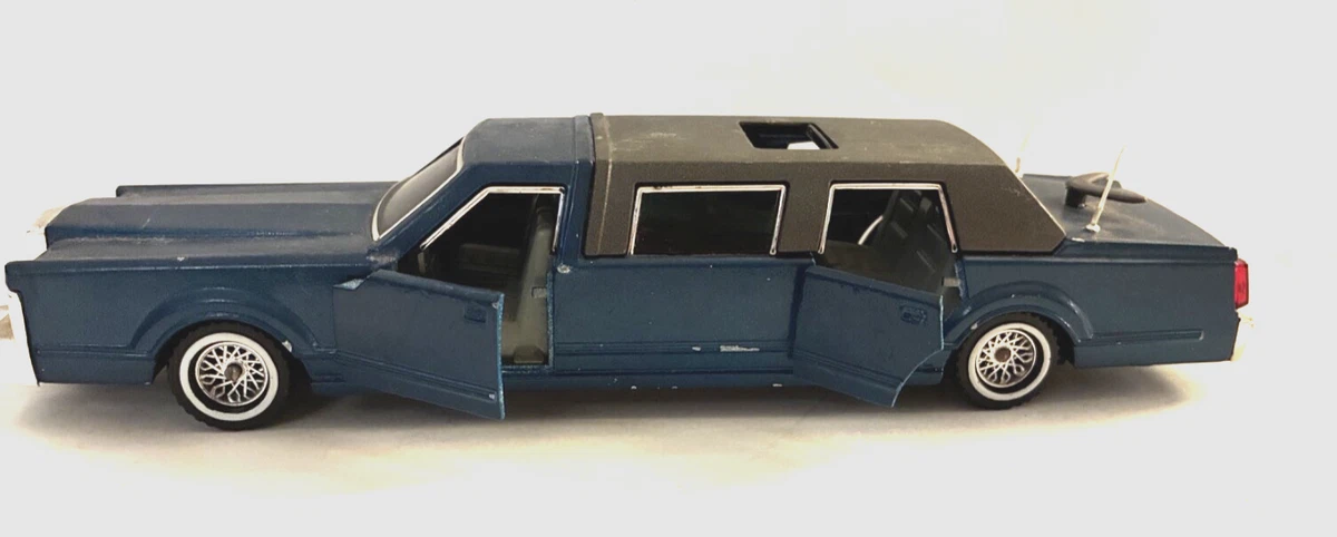 Majorette Ford Lincoln Limousine n°3045 – Vintage métal 1/32 – Bon état collection - Collection