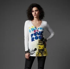 Edgy Punk Rock V-Neck Long Sleeve Top: White Graphic Print Indie Sleaze T-shirt 