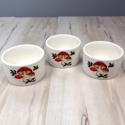 Set 3 THE BAKE SHOP by Master Class 3.5'' Christmas Holly Mushroom RAMEKINS Bowls