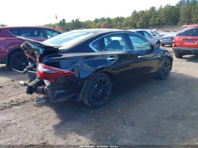 Used Rear Right Door Assembly Rear Side fits: 2017 Nissan Altima electric Sdn Re Foto 4 de 4