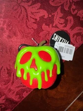 NWT Bath & Body Works Evil Queen Poison Apple Glow-In-The-Dark PocketBac Holder