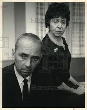 1963 Press Photo Tom Boyd & Pauline Hecht, Embittered Husband & Wife - hcp56968