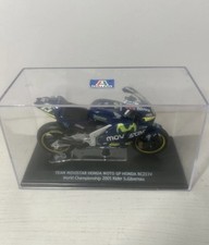 ITALERI MOTO GP WC Movistar Honda RC211V Sete Gibernau 2005 Model 1:22 Scale