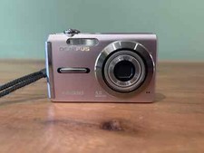 Olympus FE-320 Digital Camera - For parts