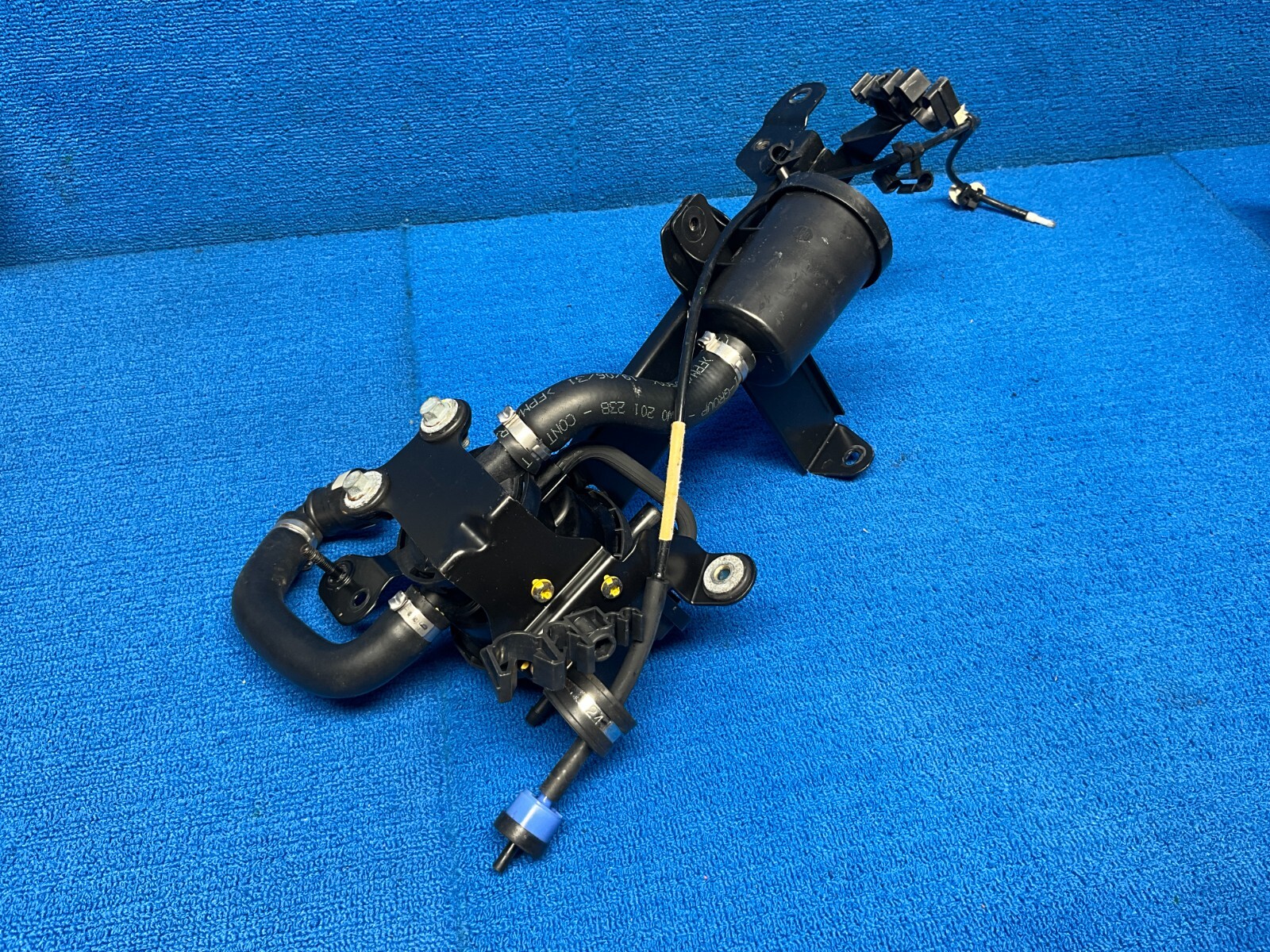 2005 - 2010 BENTLEY CONTINENTAL GTC GT FUEL EMISSION LEAK DETECTION PUMP OEM