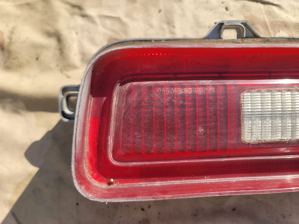 Chevy Chevelle Malibu 1974 clásico Laguna luz trasera derecha derecha OEM Foto 2 de 4