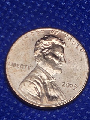 2023-P EXTRA  V  Lincoln Shield Cent RED From Orig Fed Roll. Multiples In Stock!
