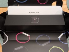 Apple Nike Watch Series 5 44mm Aluminum Ceramic Case Nike cellular  GPS 