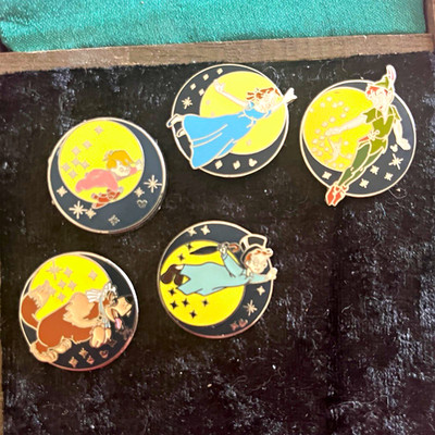 Disney Peter Pan Cast Lanyard Collection complete Pin Set Lot of 5 Pins 2006