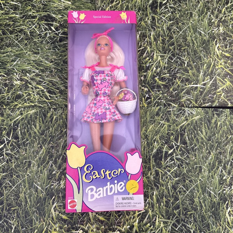 1995 Easter Barbie Special Edition Doll #16315 Mattel  Vintage