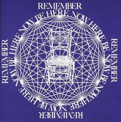 Be Here Now - Paperback, by Dass Ram - Very Good