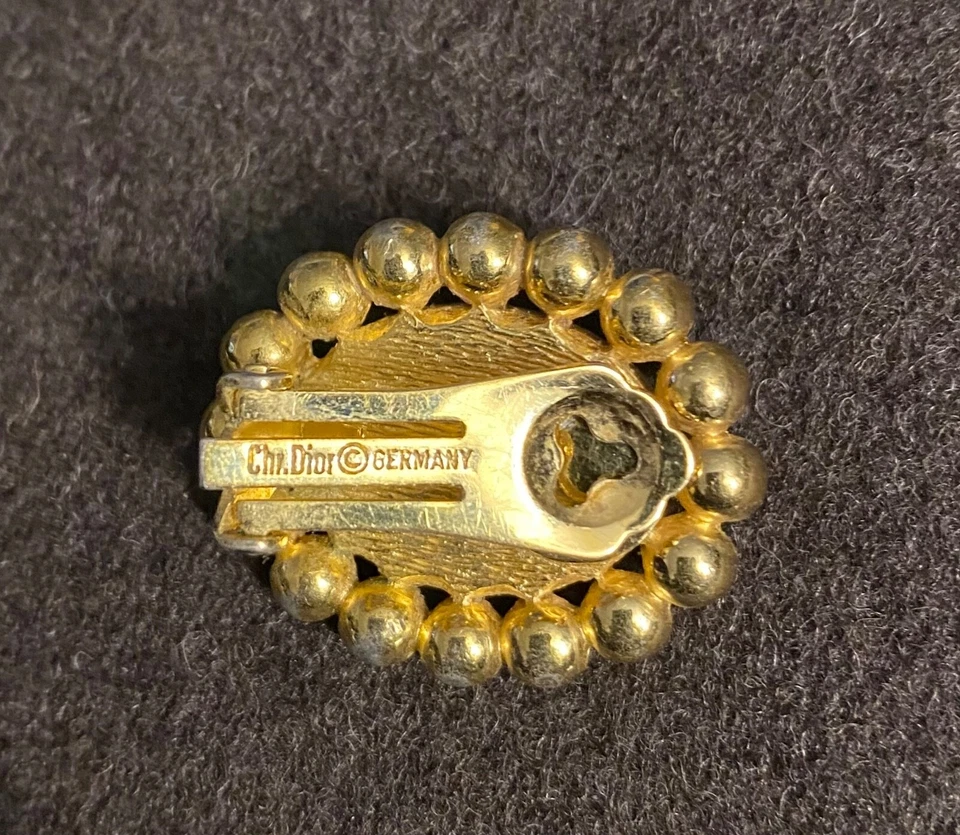 Christian Dior - Ohrclip mit Kunstperle Zirkonien Goldfinish Einzelstück -Ersatz - Bild 4 von 4