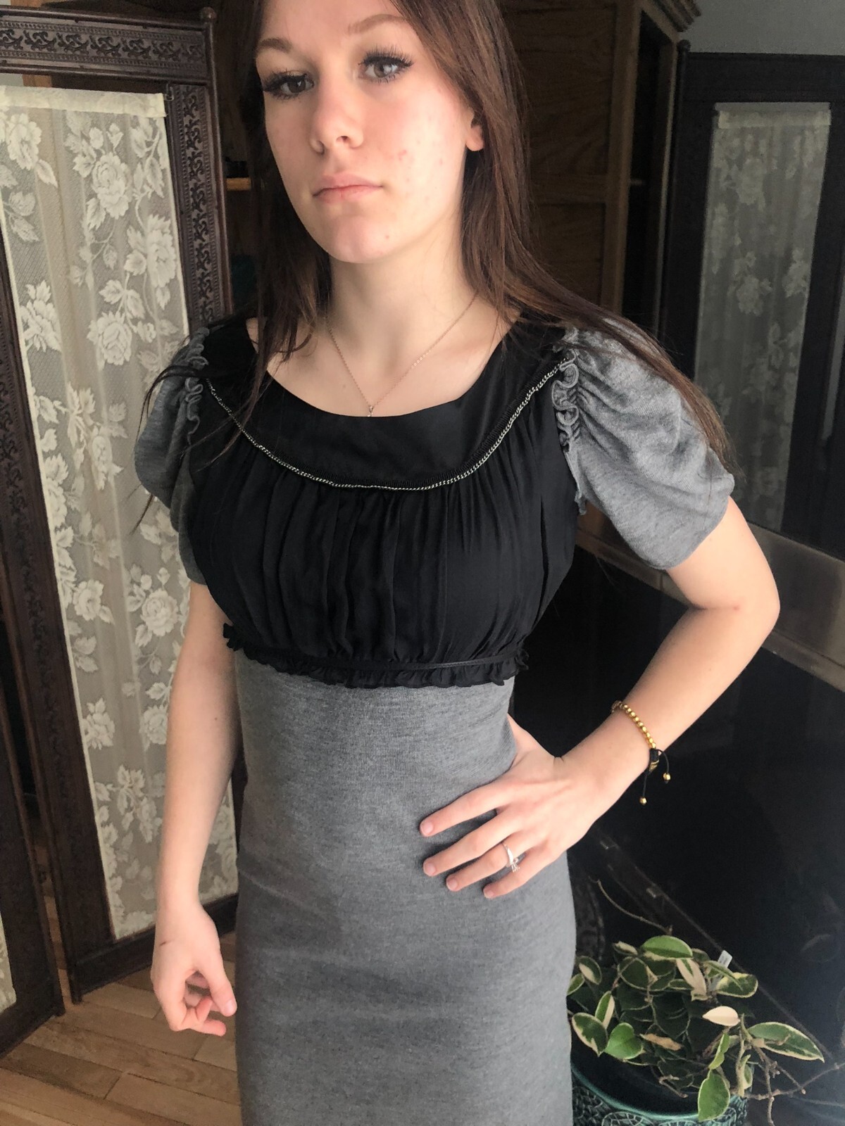 Picture 1 of 12