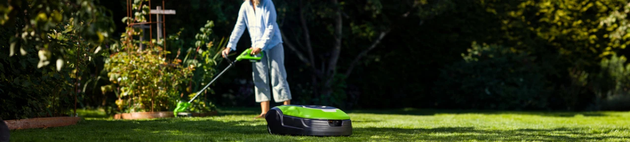 Greenworks Akku-GartengerÃ¤te Desktop