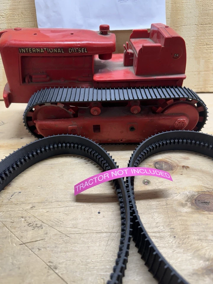 1 set of tracks for PRODUCT MINIATURE International Harvester IH TD24 crawler - Image 2 of 4