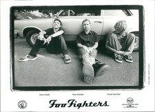 2003 Foo Fighters Dave Grohl Nate Mendel Taylor Hawkins Photo 8X10