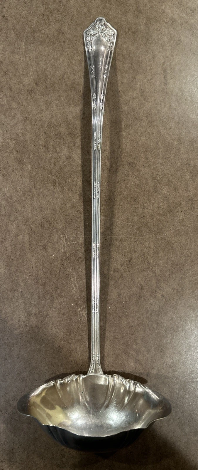 William Rogers Fair Oak Silverplate Punch Ladle