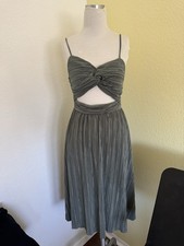 Green dress size small