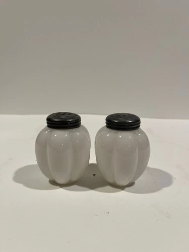 VINTAGE Milk glass salt and pepper shakers