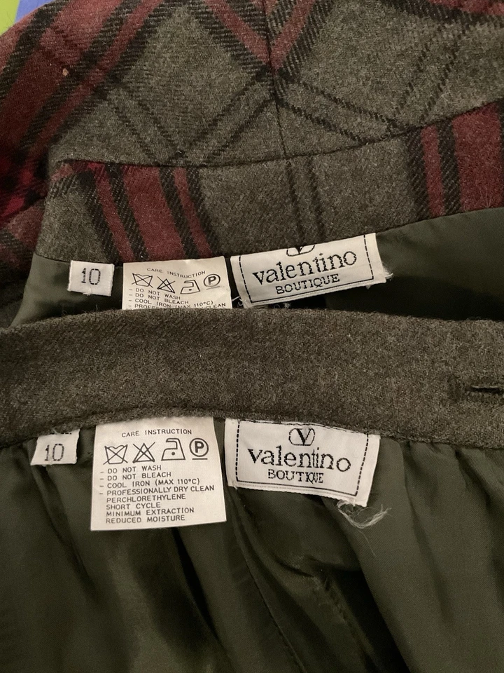 VINTAGE VALENTINO BOUTIQUE 2 PC. TARTAN PLAID SKIRT SUIT IN MOSS/BORDEAUX, SZ 10 - Image 4 of 4