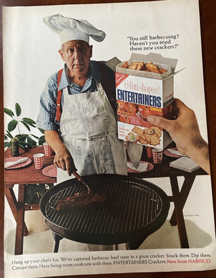 New Nabisco Entertainers Fun Shapes Barbeque Beef Taste Crackers 1965 Vintage Ad