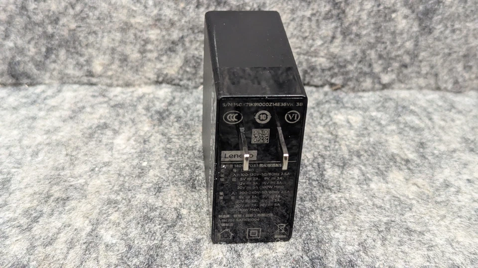 Cargador rápido universal PD3.1 adaptador GaN USB-C original Lenovo Legion 140W solamente Foto 2 de 4