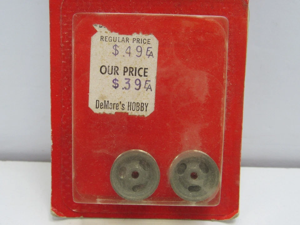 Ruedas de carreras de aluminio vintage Strombecker Slot Car No. 8060 #TW-14 Foto 3 de 4