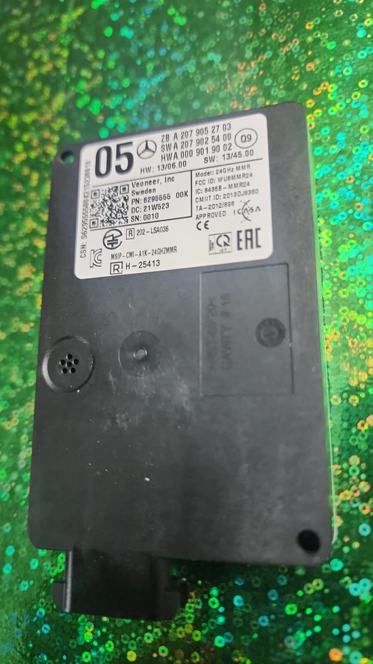 12 17 MÓDULO SENSOR RADAR DELANTERO MERCEDES BENZ E400 E550 W207 207 905 27 03 Foto 2 de 4