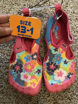 girls water shoes size 13