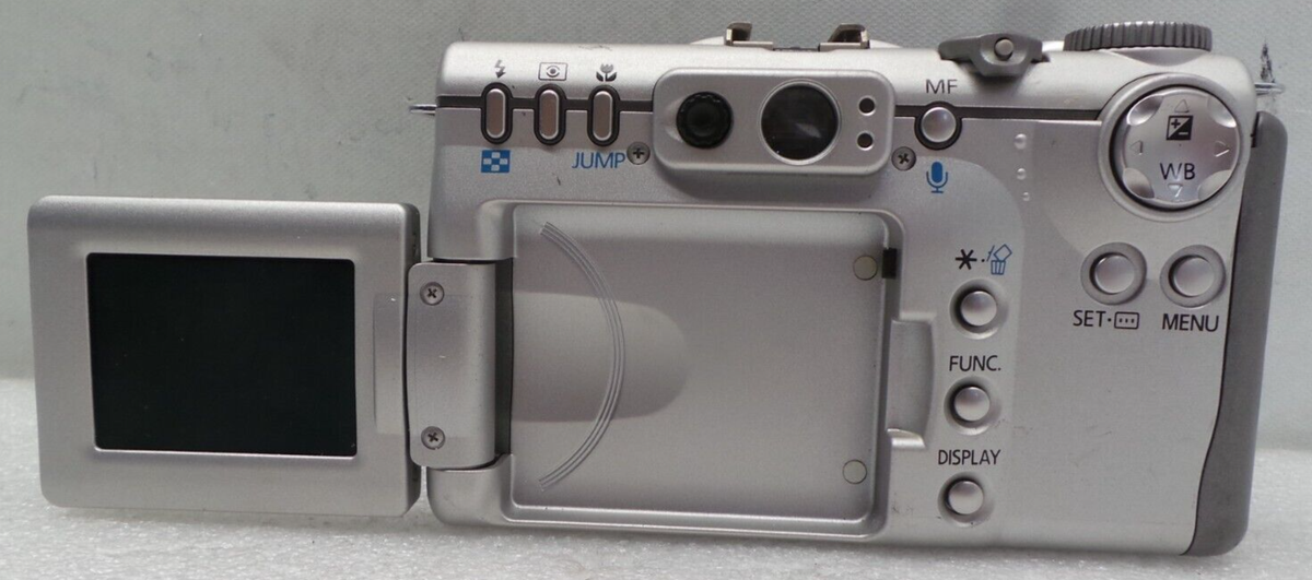 Canon PowerShot G3 4.0MP Digital Camera Silver W/ Battery Untested