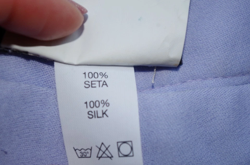 EMPORIO ARMANI sz 40 WOMENS SHORTS SILK SHORT SUMMER SOLID PURPLE FLAT FRONT NEW - Image 4 of 4