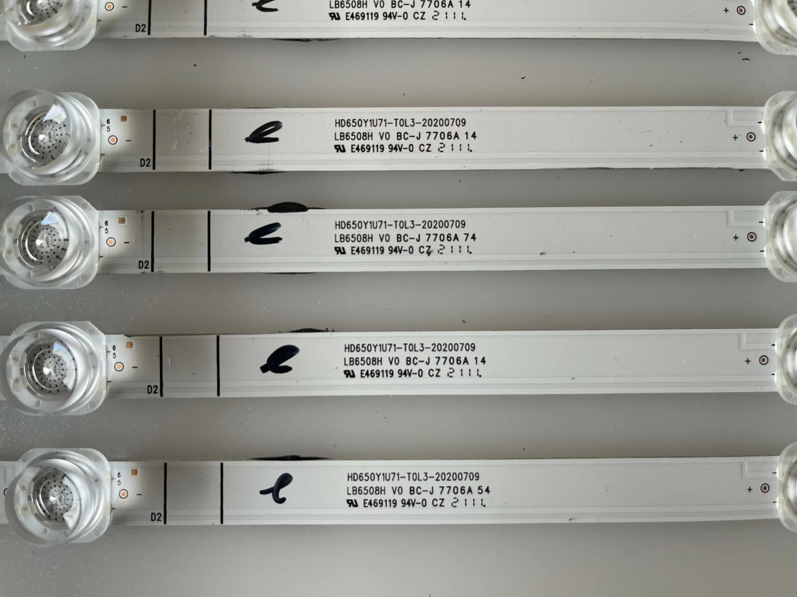 Hisense R6G LED Backlight Strips