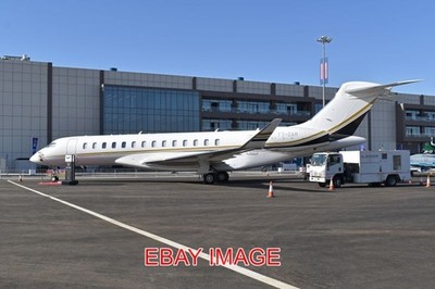 FOTO FLUGZEUG BOMBARDIER GLOBAL 7500T7-ZAM C/N 70172 GEBAUT 2023 WELTVERTEIDIGUNG