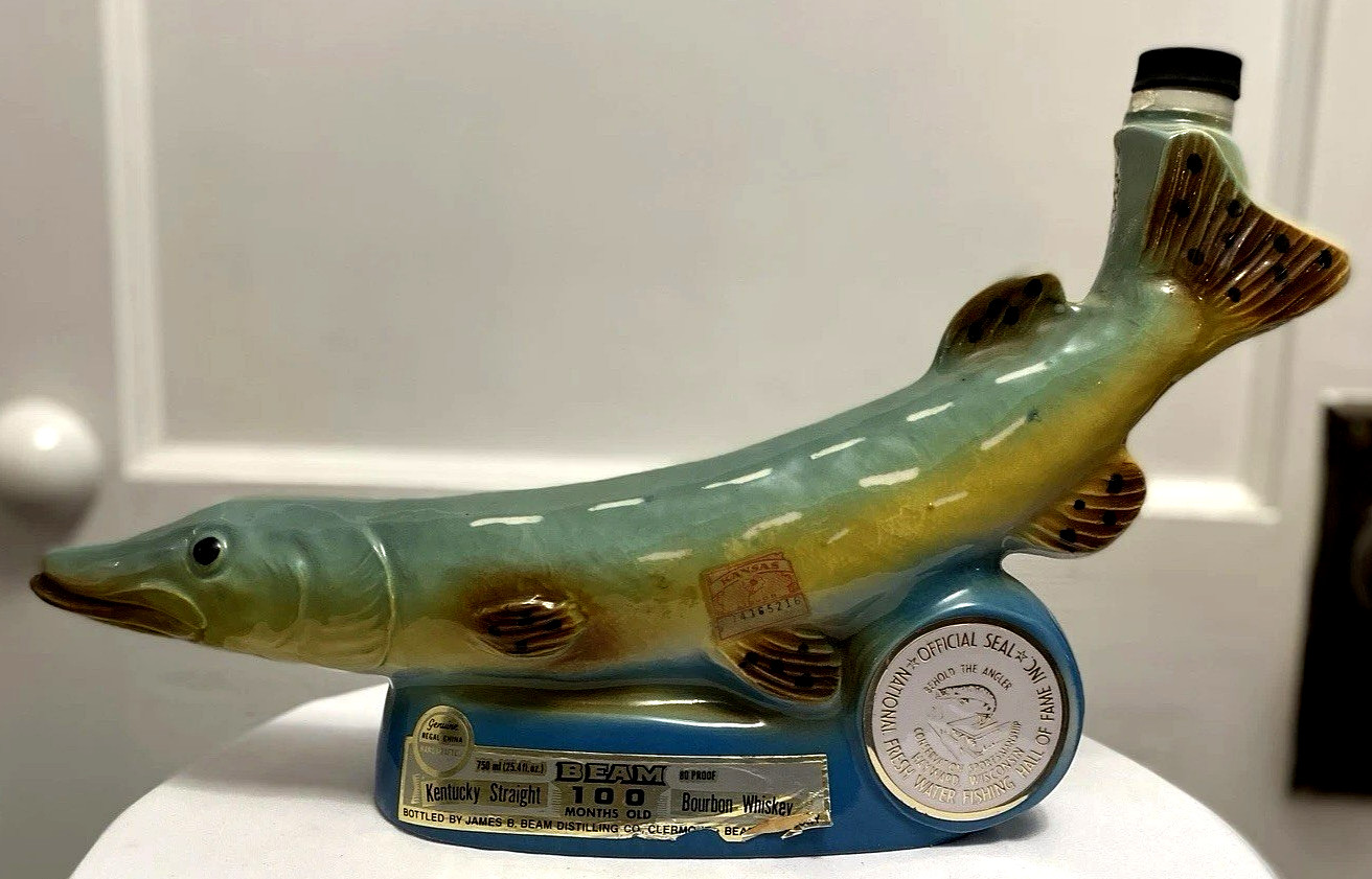 1978 Jim Beam National Fresh Water Fishing Northern Pike Decanter Empty