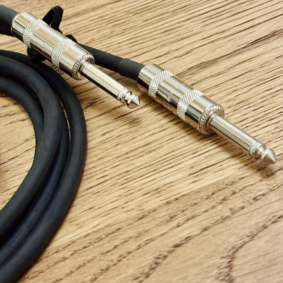 Cabo de guitarra 10 pés BELDEN 8412 preto com Switchcraft 280/280 – Novo em folha - Imagem 4 de 4