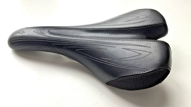 Specialized Body Geometry 2151 MTB Bike Seat Saddle 270 x 150mm Black