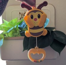 Sankyo Musical Bee Crib Toy Yellow Brown Bugs & Insects Theme vintage 1980s