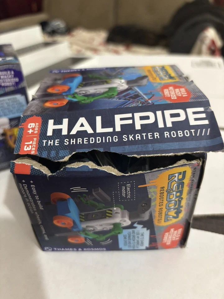LOTE DE 2 ReBotz SCOOTZ & HALFPIPE Robot Motorizado Experimental Ciencia Kit Foto 2 de 3