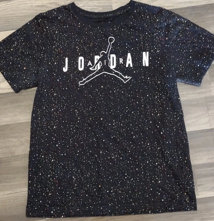 White and hotsell black jordan shirt