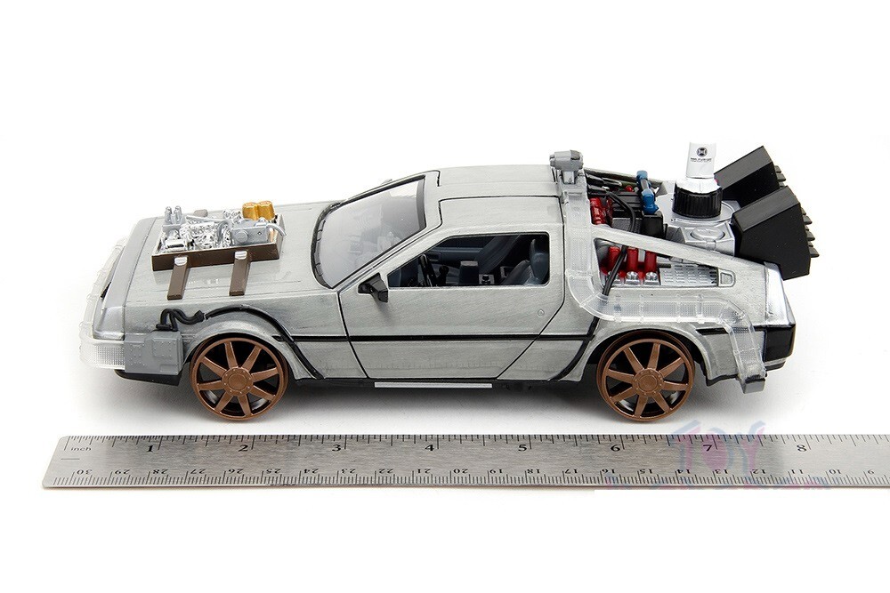 CharaWheels/BTTF DeLorean×3 & KNIGHT2000 DeLorean (Charawheels) | Hot Wheels Wiki | Fandom