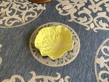 VTG 70s Majolica  Pink Cabbage Leaf Plate  12.5” Serving Bowl