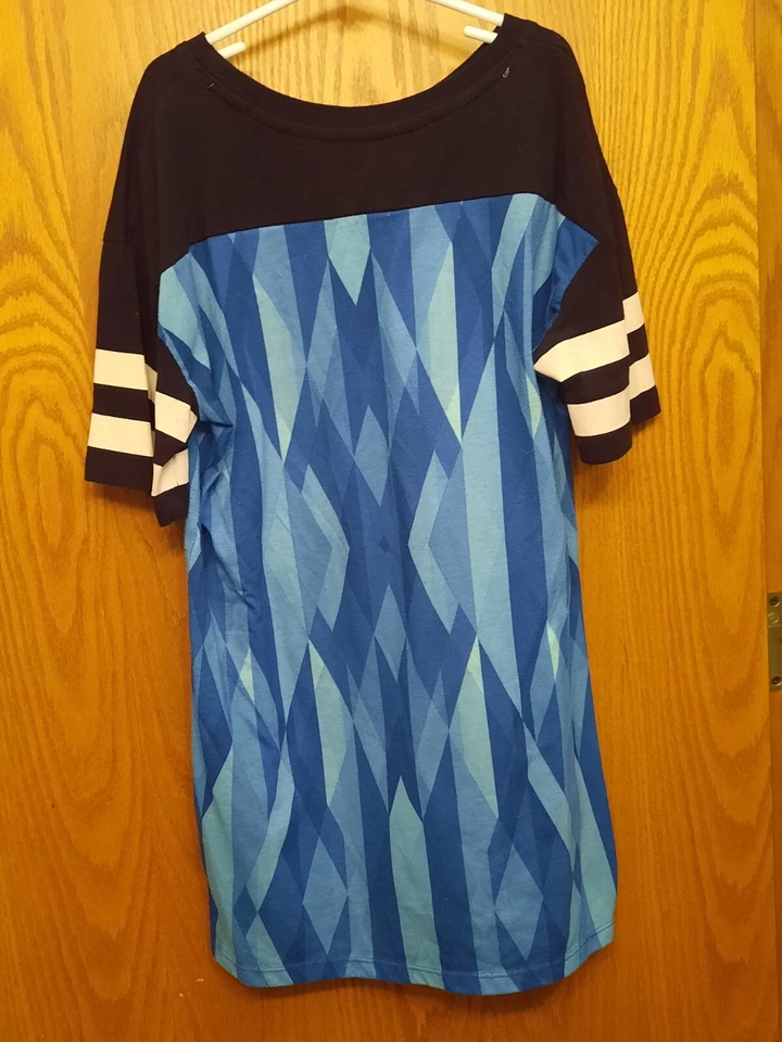 Women's Chicago bulls NBA 66 blue T -Shirt  XS - Image 3 of 4