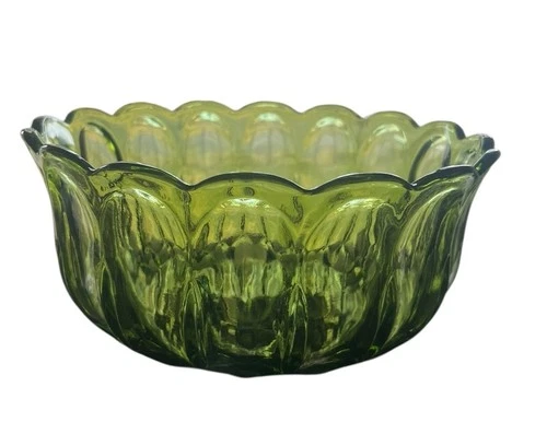 Anchor Hocking Vintage Fairfield Avocado Green Pressed Glass Bowl 9”